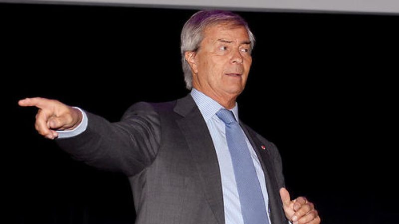 Avant l’arrivée de Free, Vincent Bolloré compte prendre le contrôle de Telecom Italia