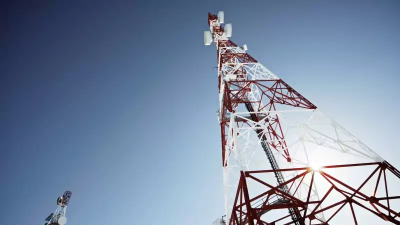 Le leader des antennes mobiles estime qu’un retour à 3 opérateurs et la vente de SFR permettrait d’améliorer la qualité des réseaux