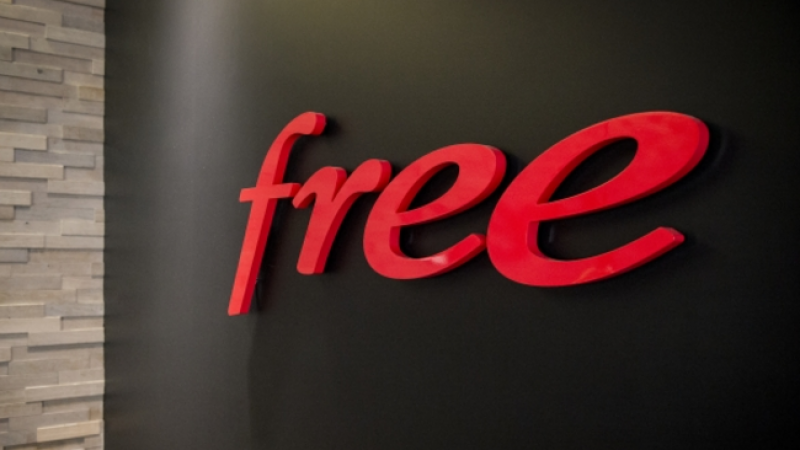 Evolution et prévision des activations des supports 4G chez Free, Orange, SFR et Bouygues