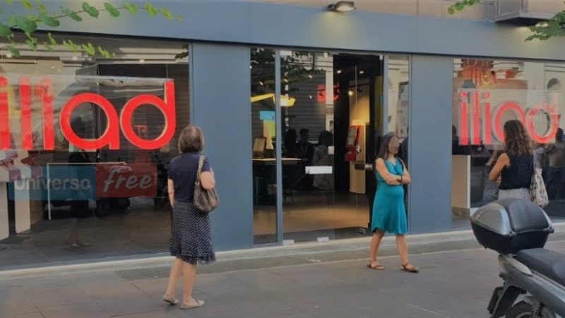 En images : Iliad inaugure à Rome une nouvelle boutique sur deux étages aux airs de Free Center