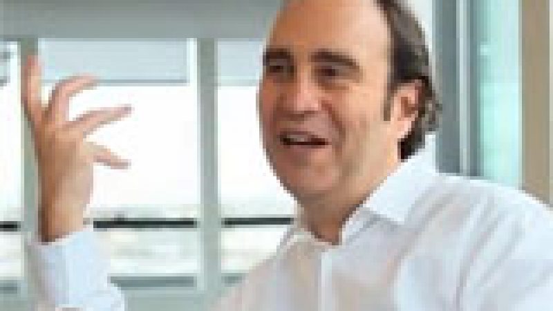 Interview Xavier Niel : Les services mobile à venir, les femtocells, forfait data, etc….