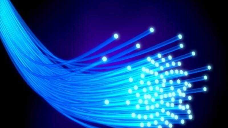 Plan Très Haut Débit : les industriels de la fibre demandent à l’État de faire pression sur Orange, Bouygues et SFR