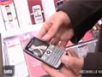 Zapping : Du sang dans les téléphones portables…