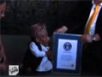Zapping : L’homme le plus petit du monde fait 54 cm…
