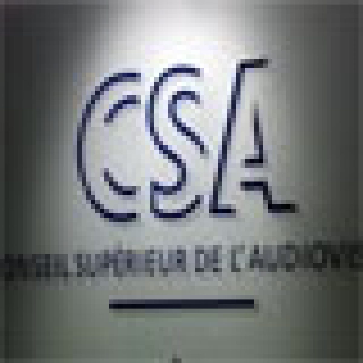 Le CSA met TF1 en demeure pour avoir ajouté des huées lors d’une sortie de François Hollande