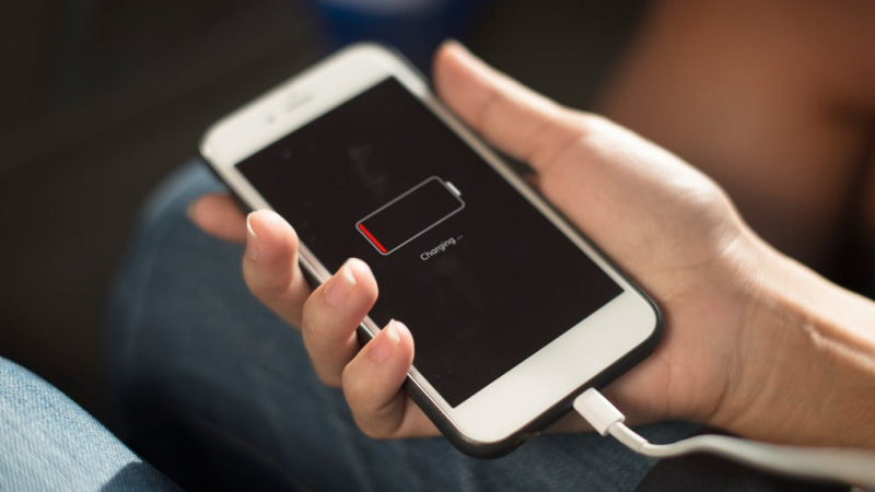 Apple présente son option pour suivre l’état de la batterie et désactiver la limitation des performances dans iOS 11.3