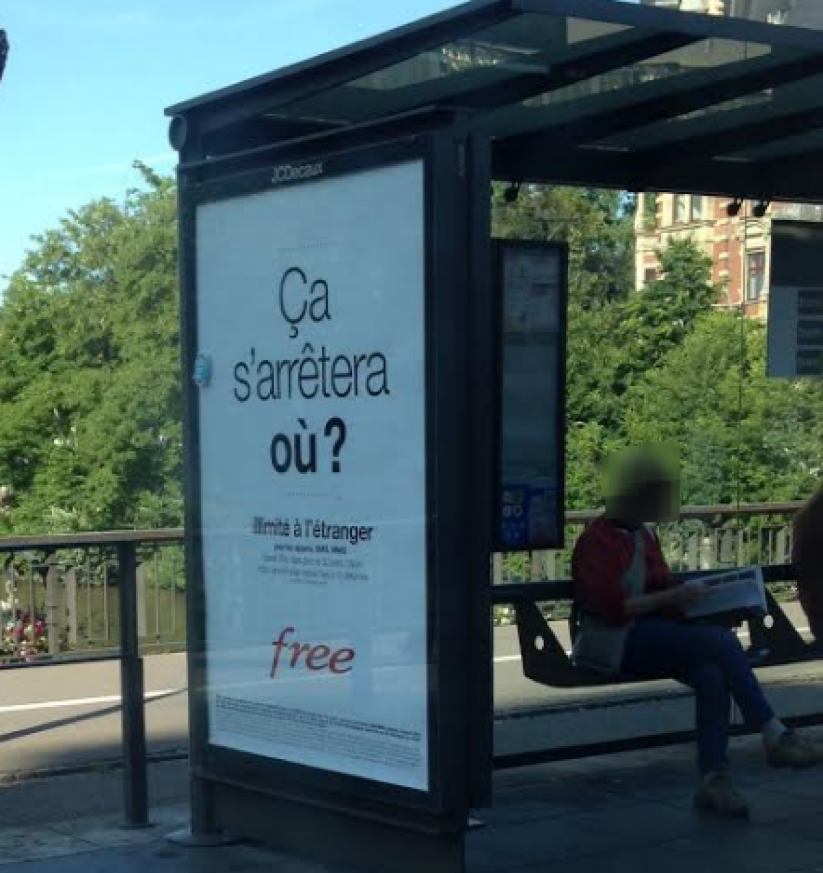Free Mobile, « ça s’arrêtera où ? » : la deuxième affiche de la campagne pub