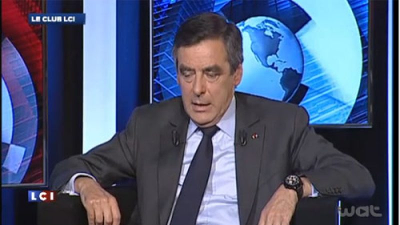 François Fillon défend le bilan de l’arrivée de Free Mobile