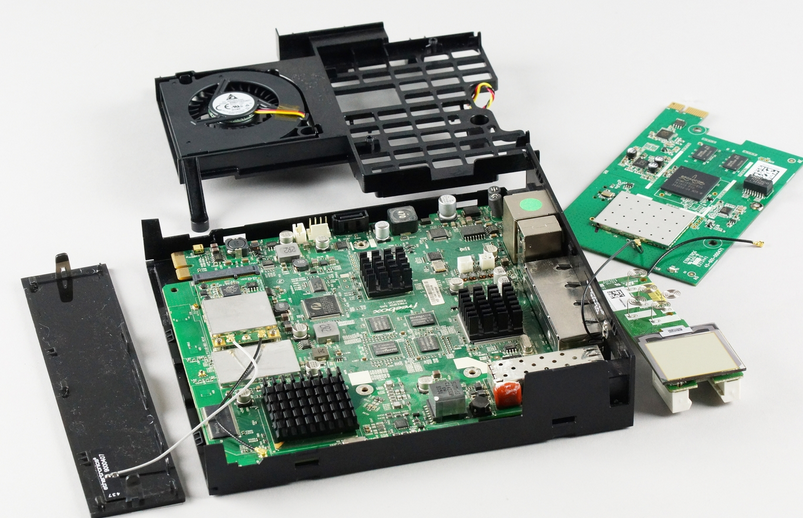 Dissection de la nouvelle Freebox mini 4K