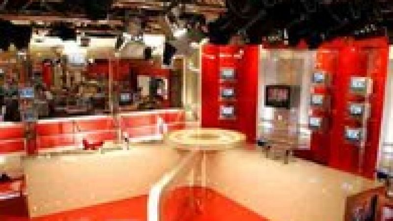 I>télé est arrivée !!!