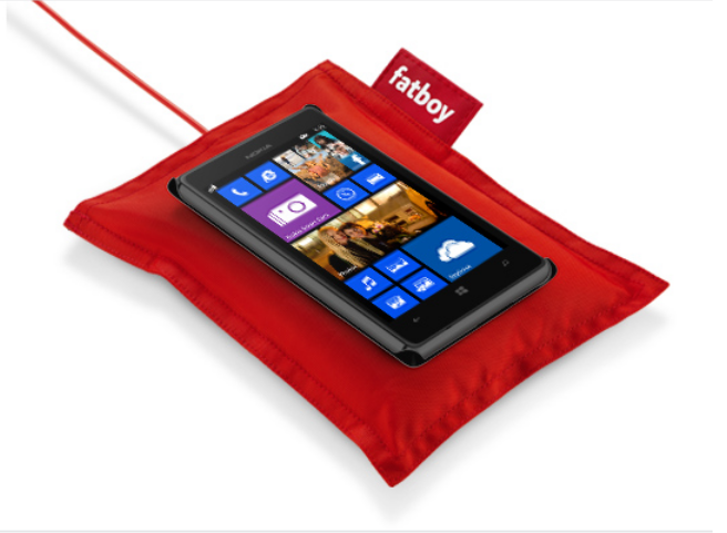 Free Mobile : le coussin et la coque de chargement à induction offerts pour l’achat d’un Nokia Lumia 925