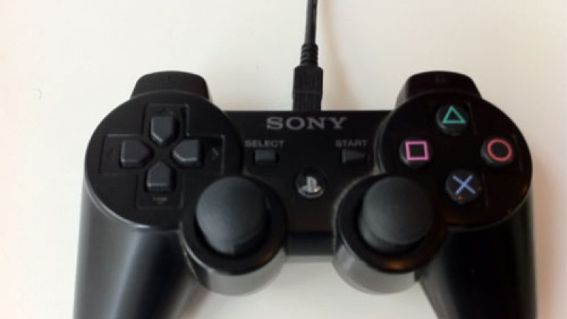 La Freebox Révolution compatible avec les manettes PS3