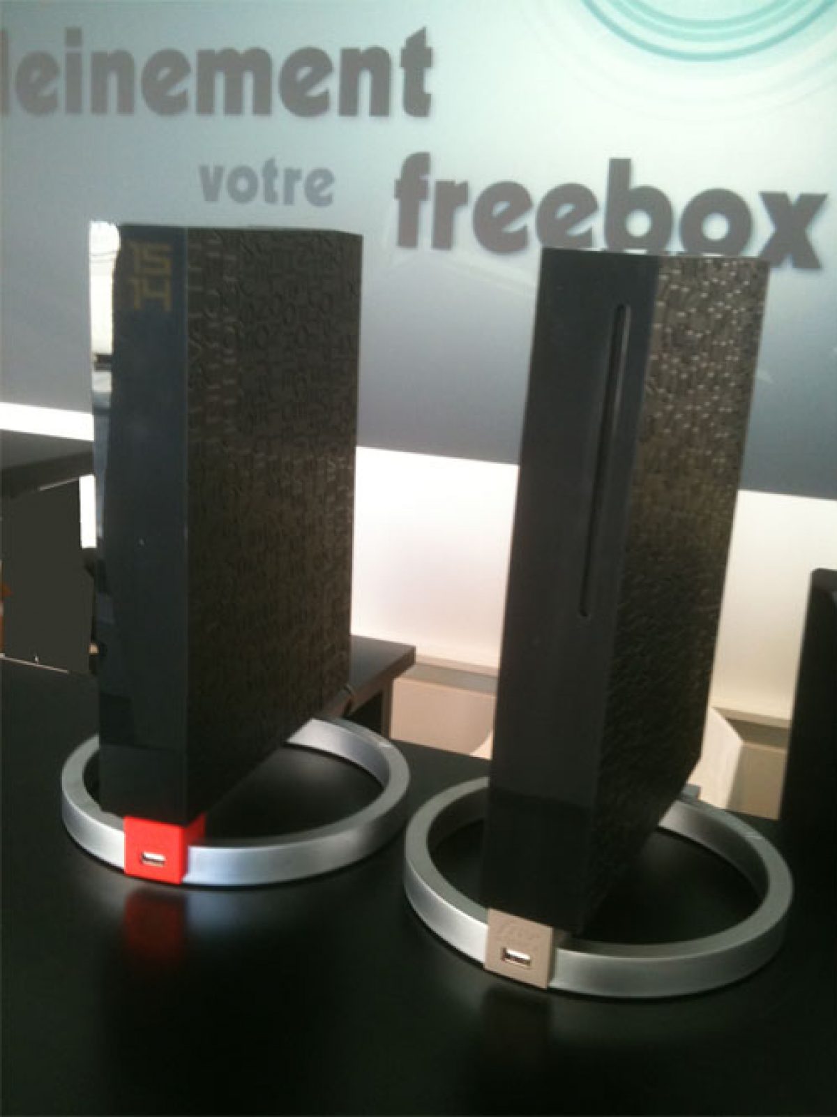 Concours « gagnez des lots de socles pour la Freebox Révolution » : dernière chance