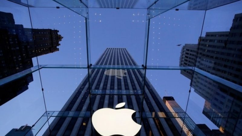 Apple attaque Qualcomm en justice