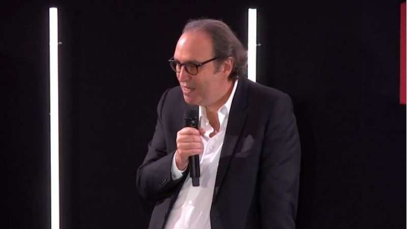 Xavier Niel tacle les opérateurs pratiquant des promos à 5€/mois à vie “de manière mensongère”