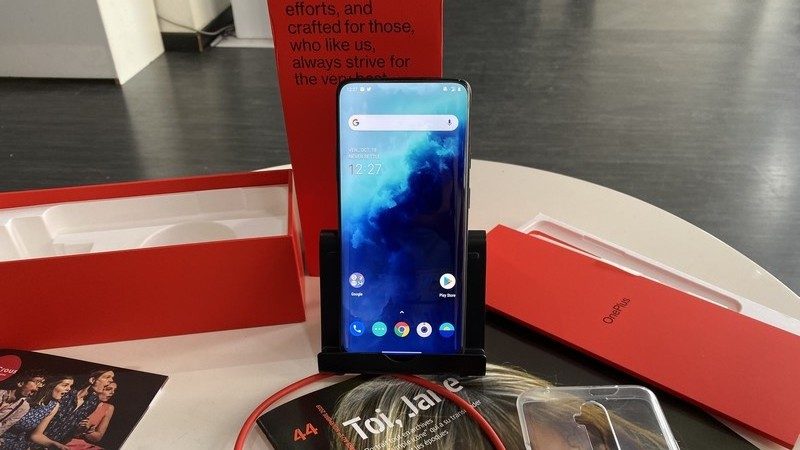 Univers Freebox a testé le OnePlus 7T Pro, un smartphone taillé pour le multimédia et gâté d’une charge très rapide