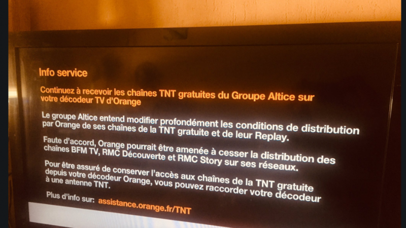 BFM TV : Orange met en garde ses abonnés sur une possible disparition des chaînes d’Altice via un message sur ses box