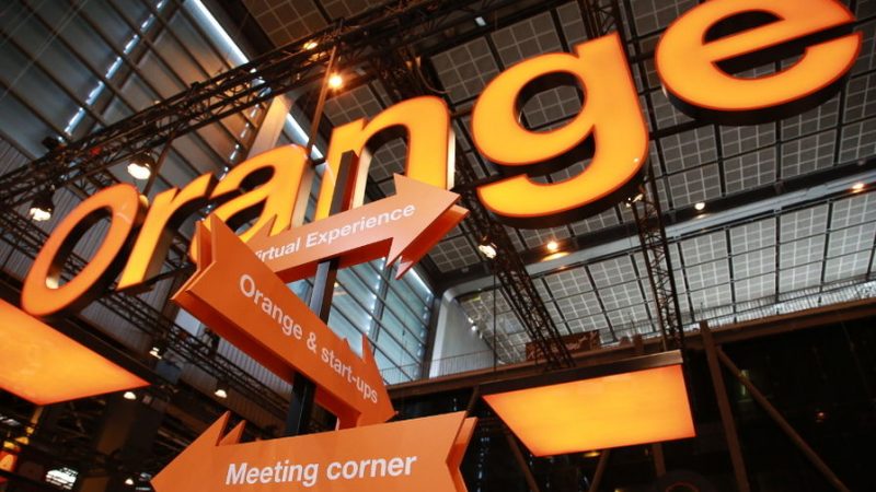 Orange lance sa première offre commerciale 5G, mais ce n’est pas où vous le pensez…