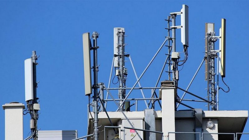 Free Mobile : un collectif dit non à l’hyperconnexion, et refuse catégoriquement l’antenne de l’opérateur