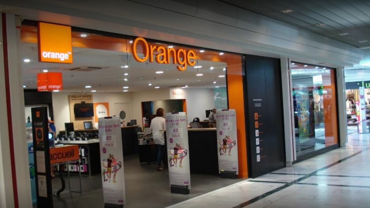 La police démantèle un réseau de braqueurs de boutiques Orange