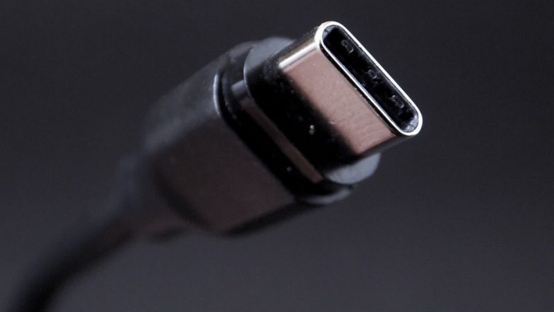 La nouvelle norme USB-C 2.1 permet désormais la charge jusqu’à 240 W