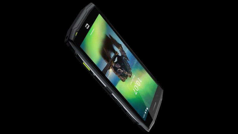 Smartphones : Samsung dévoile un nouveau modèle d’entrée de gamme, Crosscall son dernier guerrier