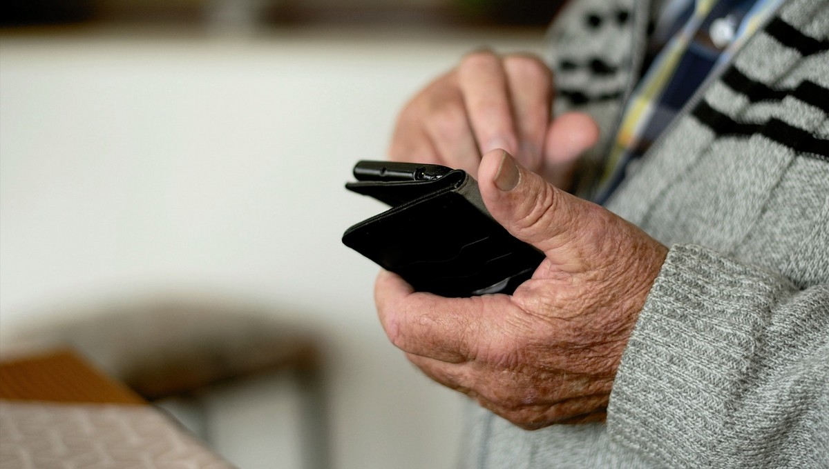 Faux appels : la Gendarmerie tire la sonnette d’alarme sur des escroqueries usurpant son numéro qui peuvent coûter cher