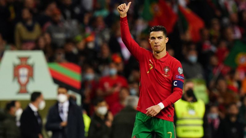 W9 déprogramme le match opposant le Portugal à la Macédoine du Nord pour diffuser un film culte