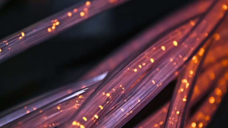 Câbles de fibre optique : après la crise, l’industrie passe un cap mais de nombreux obstacles persistent