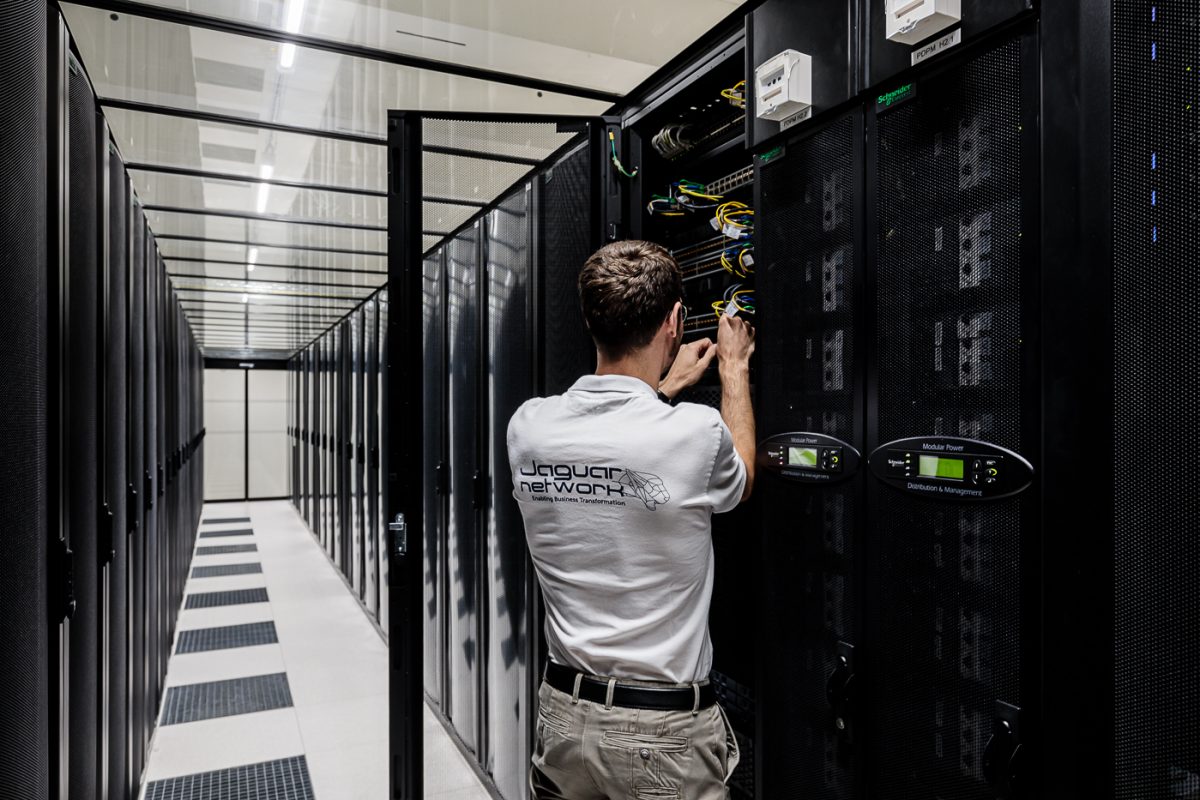 Le Sénat adopte une loi réclamée par les gros opérateurs taxant la bande-passante et l’utilisation des réseaux par les entreprises