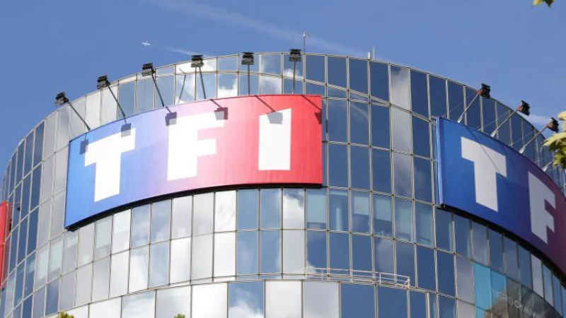 At the request of TF1, the Association of Mayors intervenes with ARCOM so that Canal+ distributes its channels again