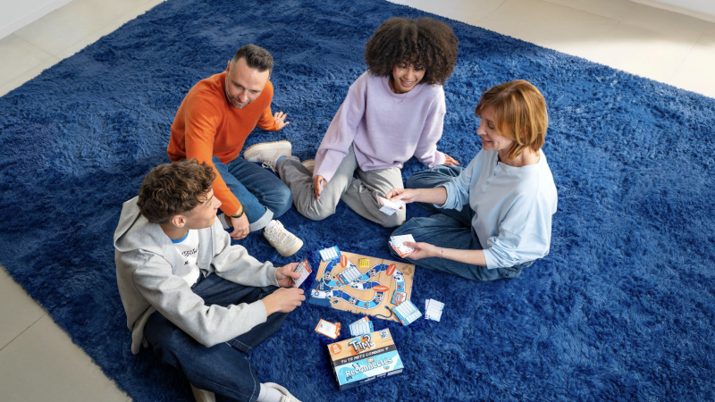Bouygues Telecom lance un jeu de société pour “ouvrir le dialogue sur le numérique en famille”, et en offre 10 000